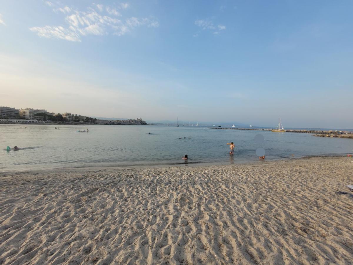 Villa La Desiree - Haut De Villa, 68M2, 8 Personnes Max, Climatise, 4 Etoiles, 120M2 De Jardin Et Parking, Wifi, Vu Mer Antibes Exteriér fotografie